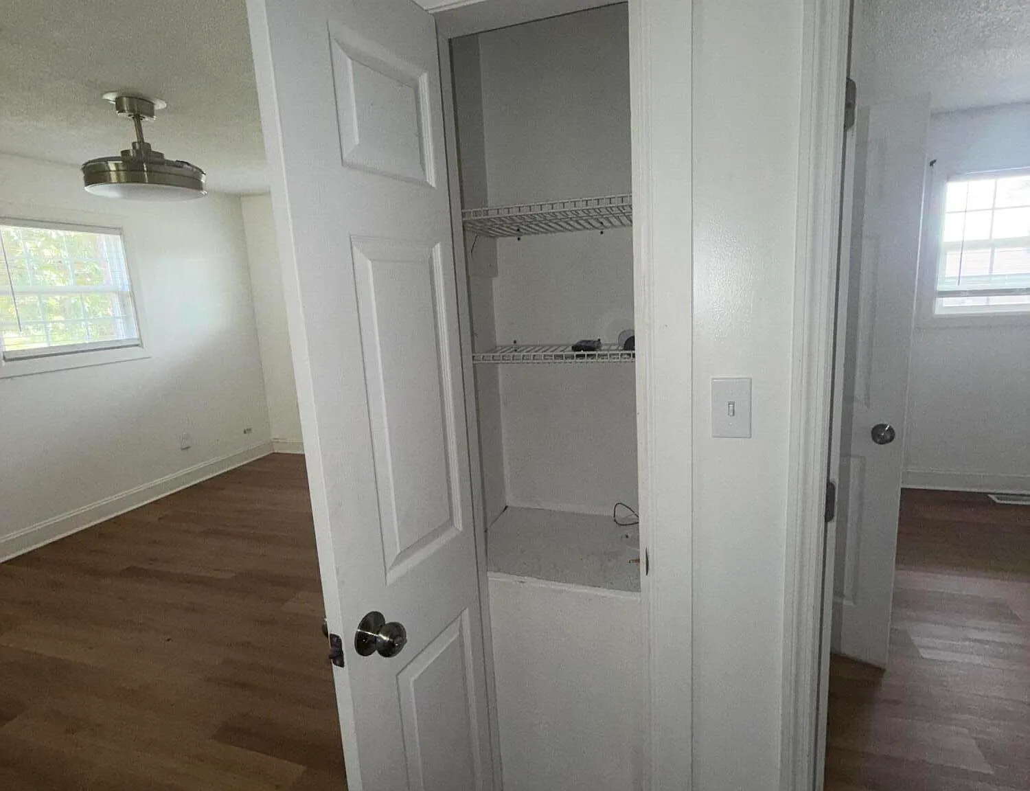 2 bed, 1.0 bath, 763 sqft, $1,300 — Photo 4