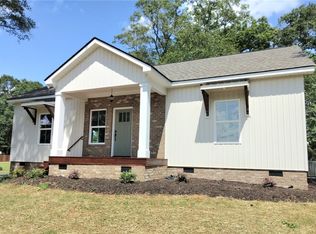 504 E Main St, Pendleton, SC 29670