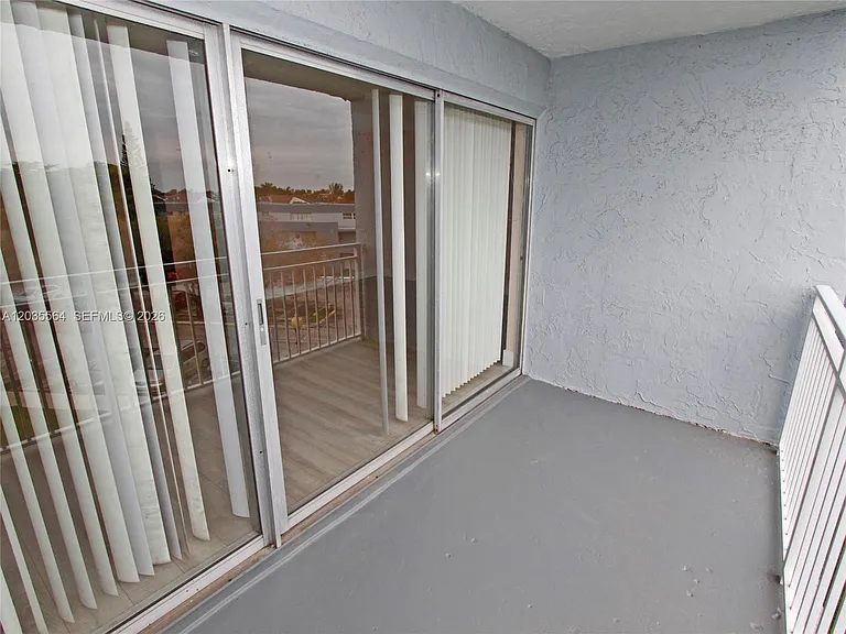 9351 Fontainebleau Blvd #B403 — Photo 11