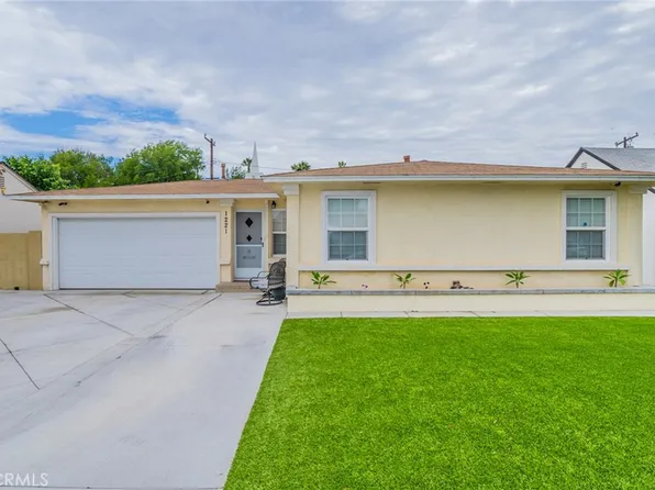 1221 E Oak St, Anaheim, CA 92805