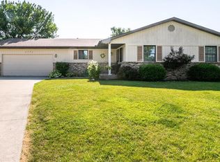 1771 Iroquois Ct, Defiance, OH 43512