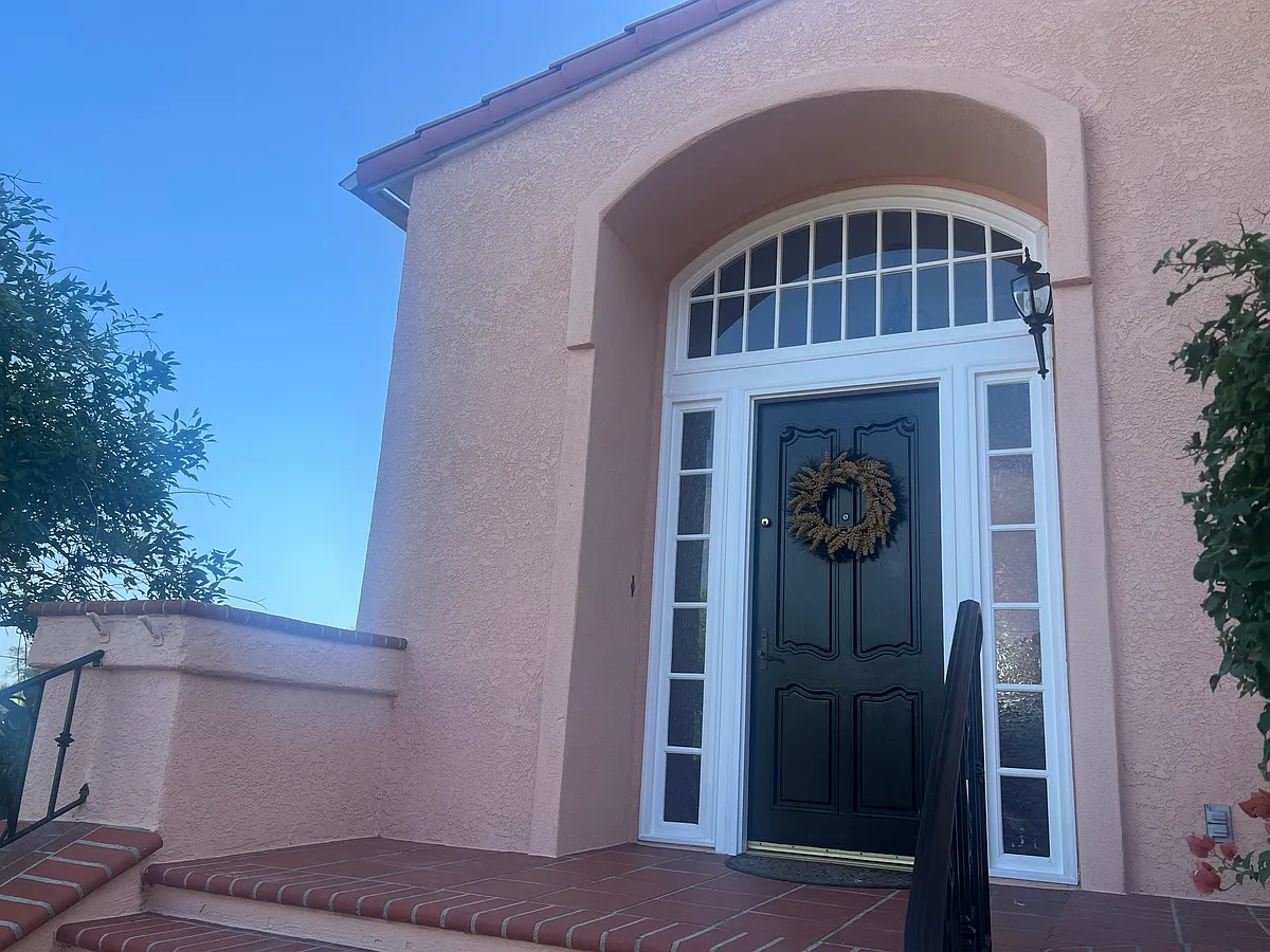 Building Photo - 3821 El Tesoro Pl