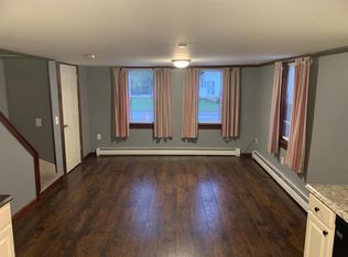 212 Branch St #B, Bennington, VT 05201