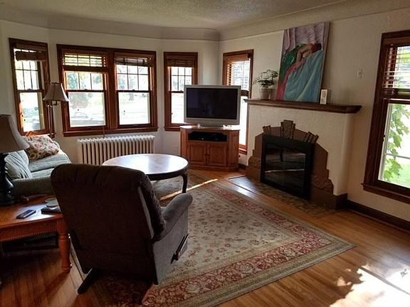5th image of 5545 12th Ave S