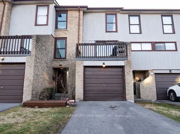 6860 Glen Erin Dr W #19, Mississauga, ON L5N 2E1