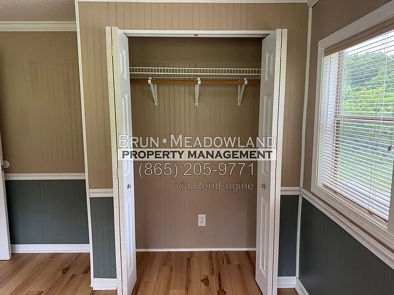 2250 Woodby Ln — Photo 8
