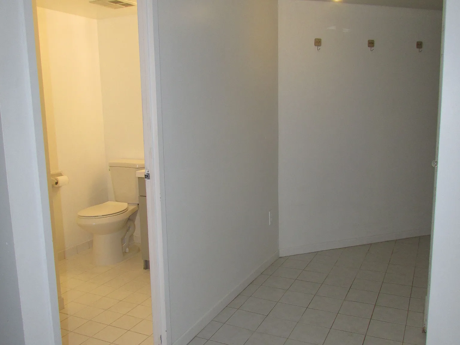1 bed, $2,595 — Photo 4