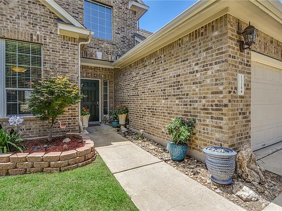 4th image of 1316 Tumbling River Dr