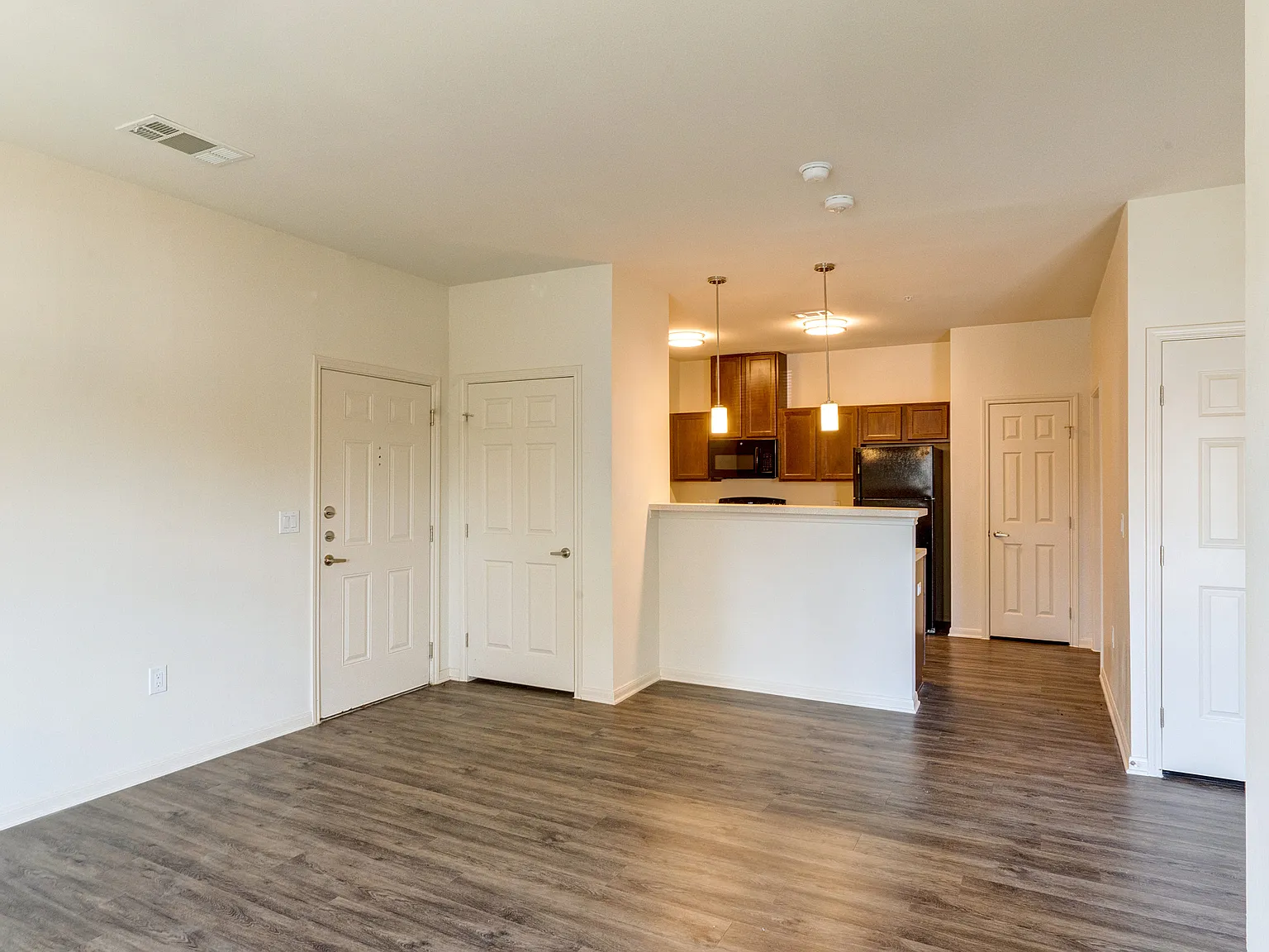 Residences of Long Branch — Photo 4