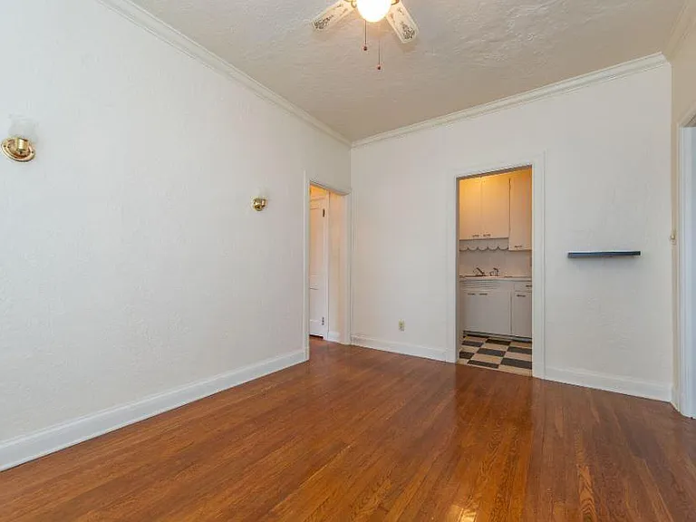 Greentree Apartments — Photo 27