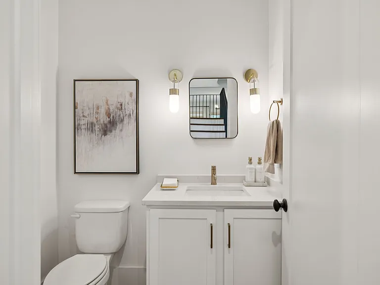 2203 Hobbs Rd — Photo 37
