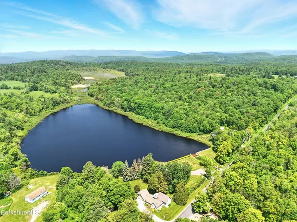 0 West St, Sandisfield, MA 01255