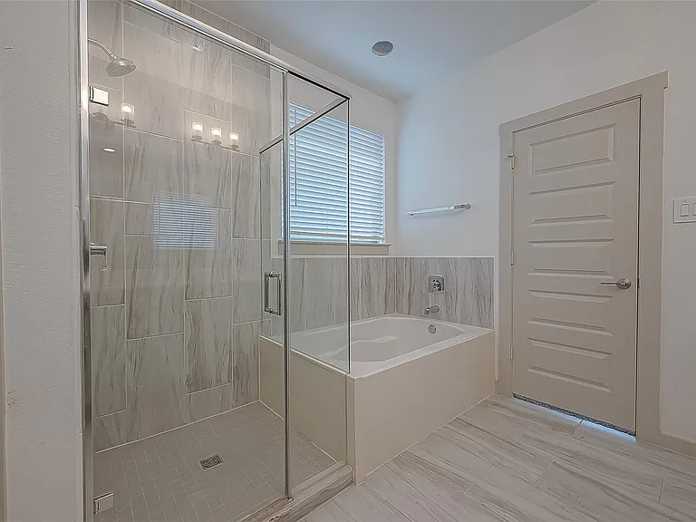 29326 Red Rocks Park Dr — Photo 32