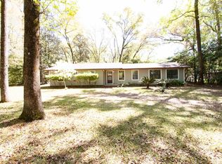 103 Sam Smith Cir, Crawfordville, FL 32327