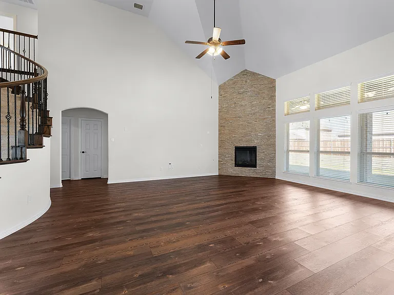 1209 Rogers Pkwy — Photo 18