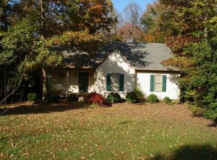 7118 McCauley Ln, Mechanicsville, VA 23111