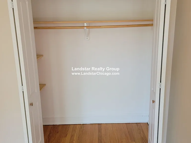4455 N Artesian Ave #2 — Photo 4