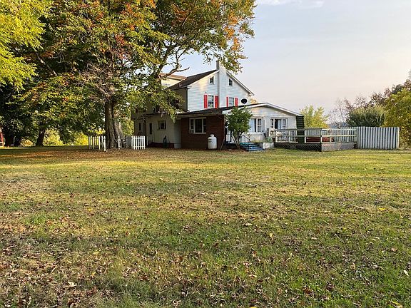 2nd image of 1561 Beechwood Hts