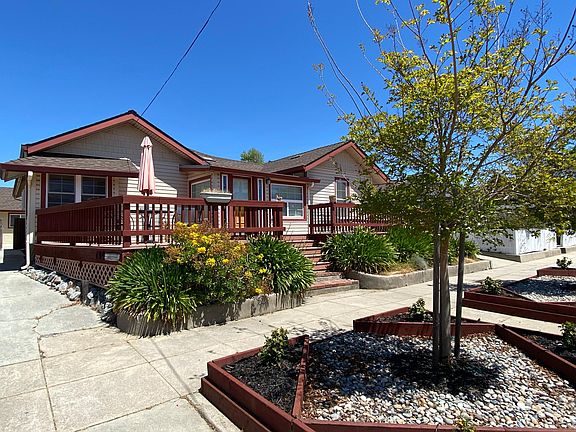2nd image of 139 Marine Parade #A