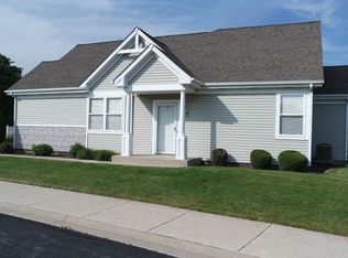 2529 Park Ridge Ct, Crest Hill, IL 60403