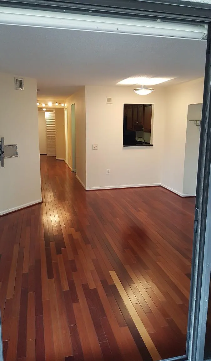 2311 M St NW — Photo 3