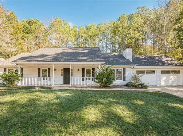 948 Old Farm Walk, Marietta, GA 30066