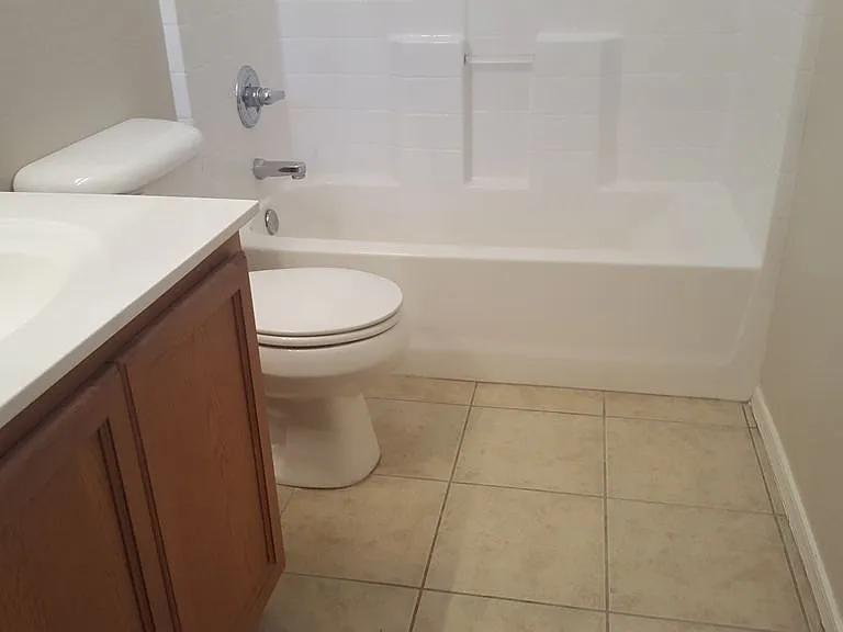 16198 W Hope Dr — Photo 10