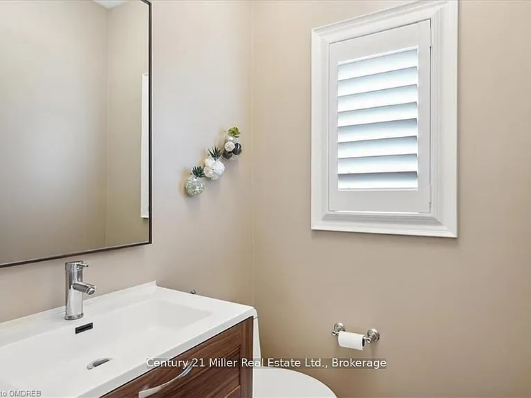3083 Streamwood Pass — Photo 10