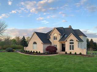468 S Horizon Way, Neshanic Station, NJ 08853