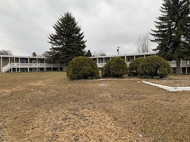 1115 Campbell Dr #10 — Photo 12