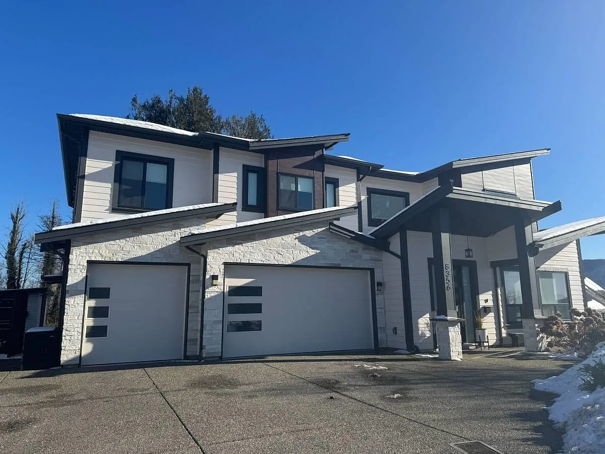 2 bed, 900 sqft, $1,875 — Photo 1