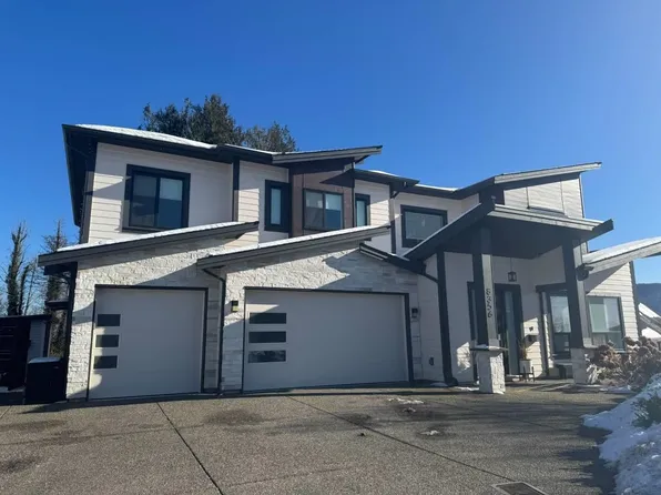 8356 McTaggart St, Mission, BC V2V 6S6