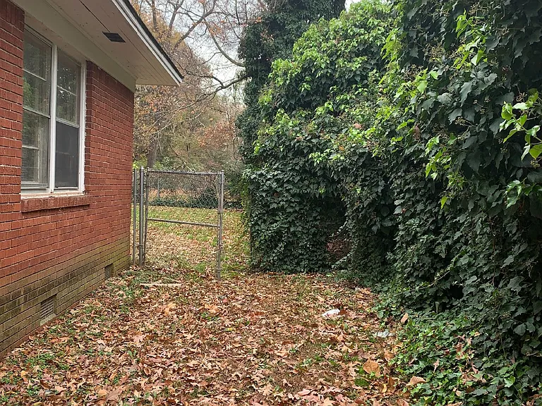 2 bed, 1.0 bath, 800 sqft, $800 — Photo 14