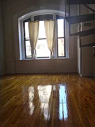 Rented by KVNY Soho
