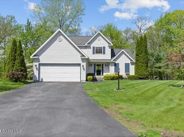 19 Dogwood Drive, Moreau, NY 12803