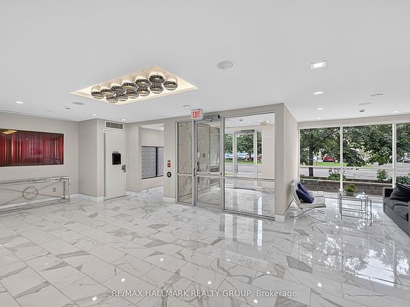 4th image of 201 Parkdale Ave #408