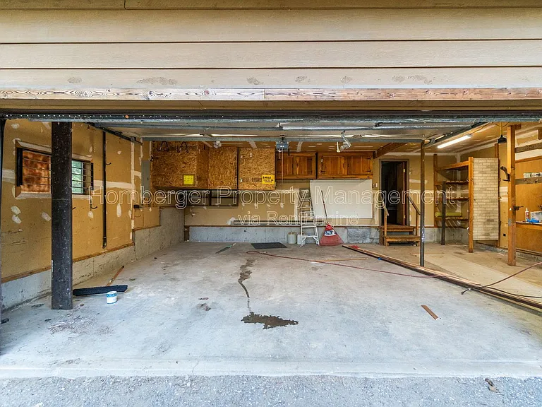 1407 W Spring Ln — Photo 29