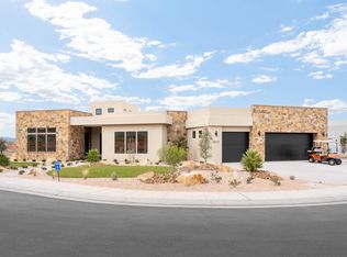 1017 W Doonbeg Dr, Saint George, UT 84770