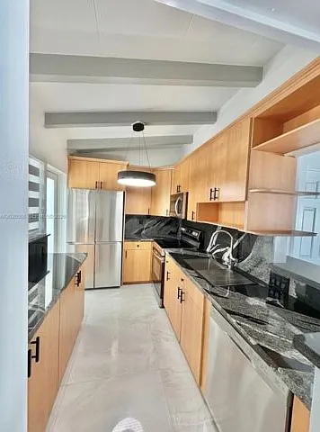 2430 Key Largo Ln — Photo 10