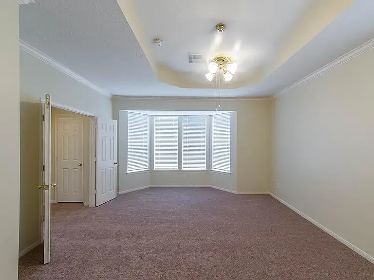 2027 Mabry Mill Rd — Photo 8