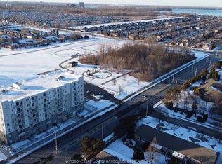 1489 Banwell Rd #223, Windsor, ON N8P0G4