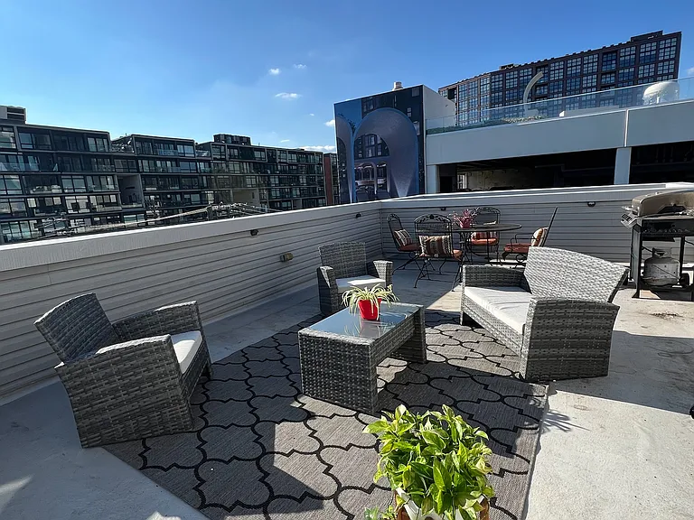 148 W Wildey St #2 — Photo 28