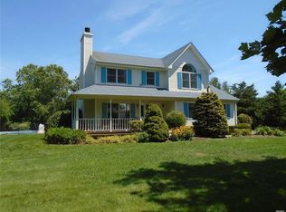 990 Duck Pond Rd, Cutchogue, NY 11935