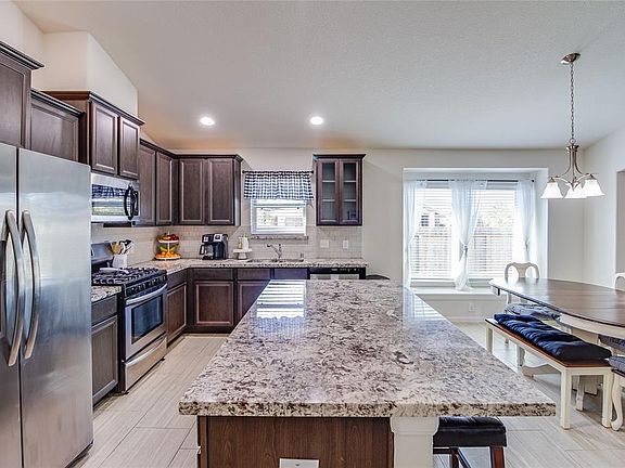 3rd image of 6230 Mason Way