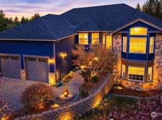 1140 Matterhorn Loop, Camano Island, WA 98282