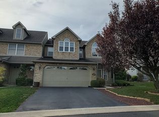 2867 Oakwood Dr, Harrisburg, PA 17110
