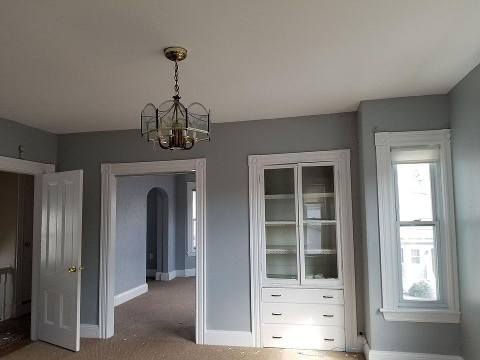 1st image of 96 W Elm Ave