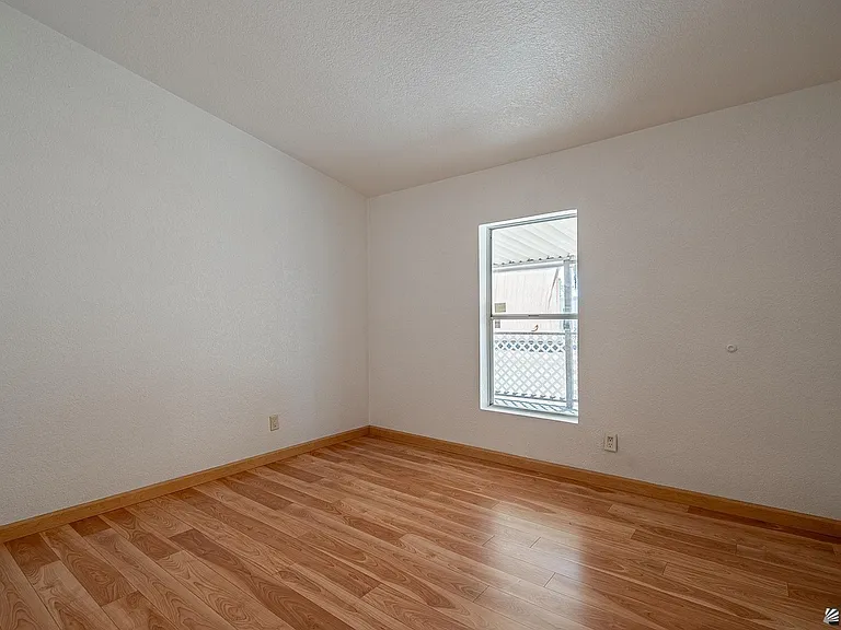 12546 S Cortez Ave — Photo 16