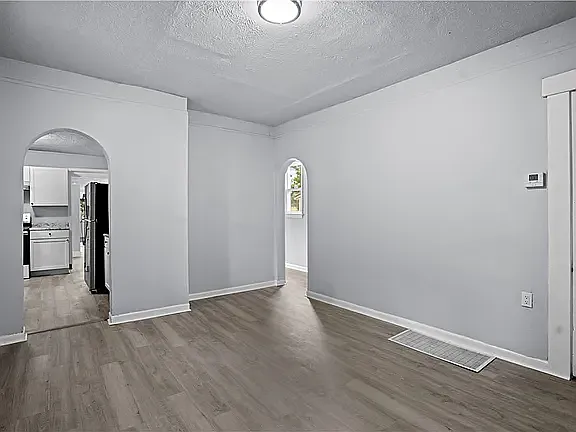 48 Sherman St — Photo 31
