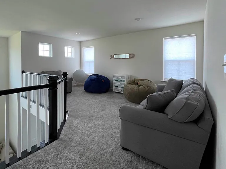 37047 Barrington Pkwy — Photo 13